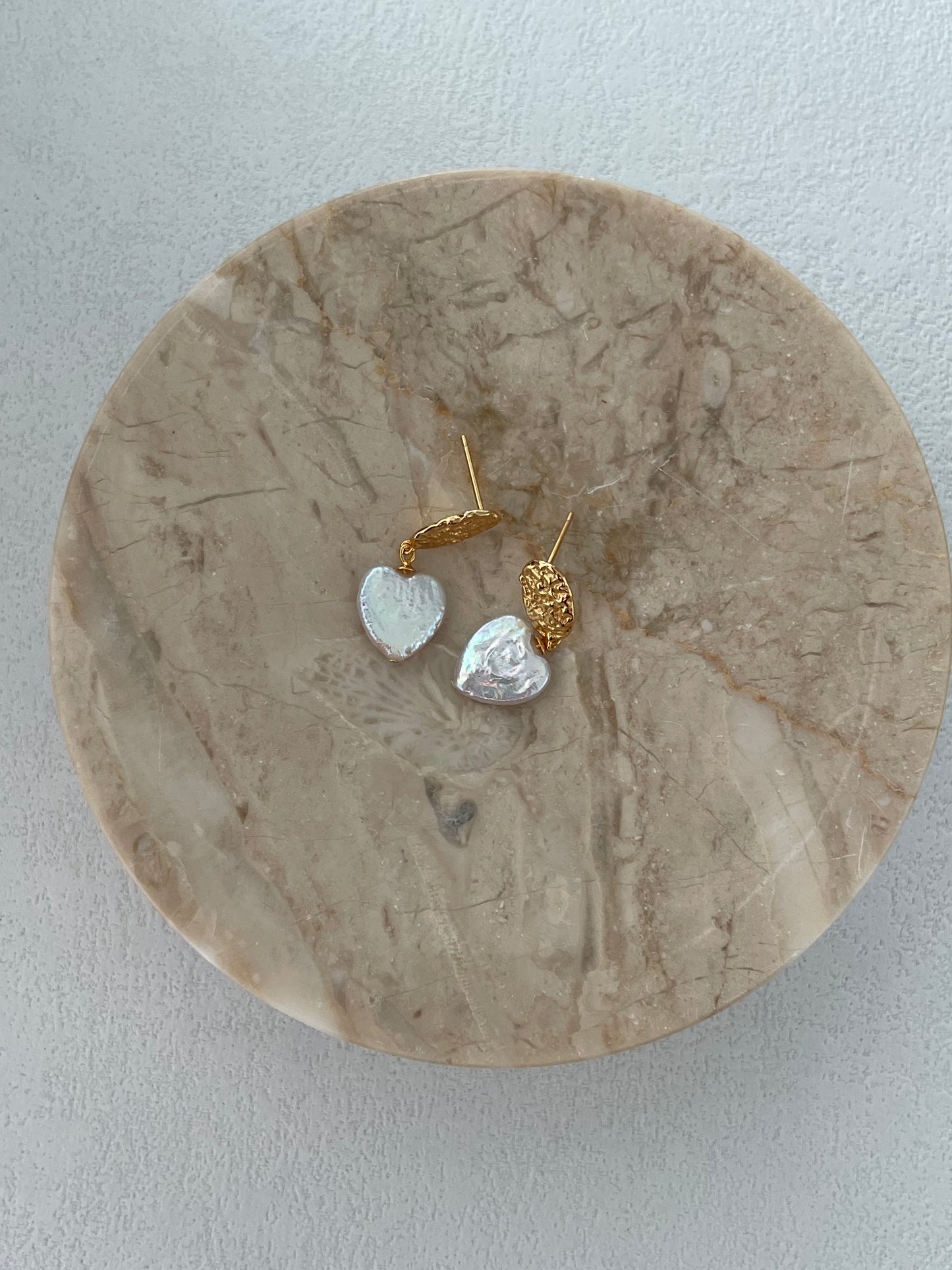 复古爱心金耳环