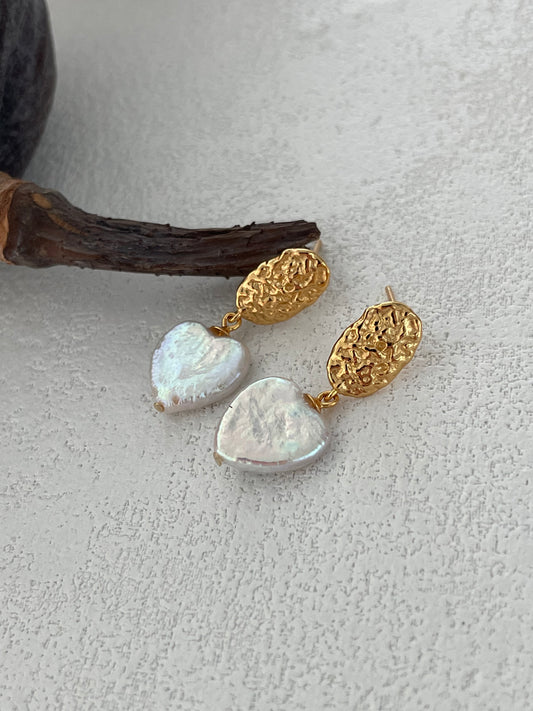 复古爱心金耳环