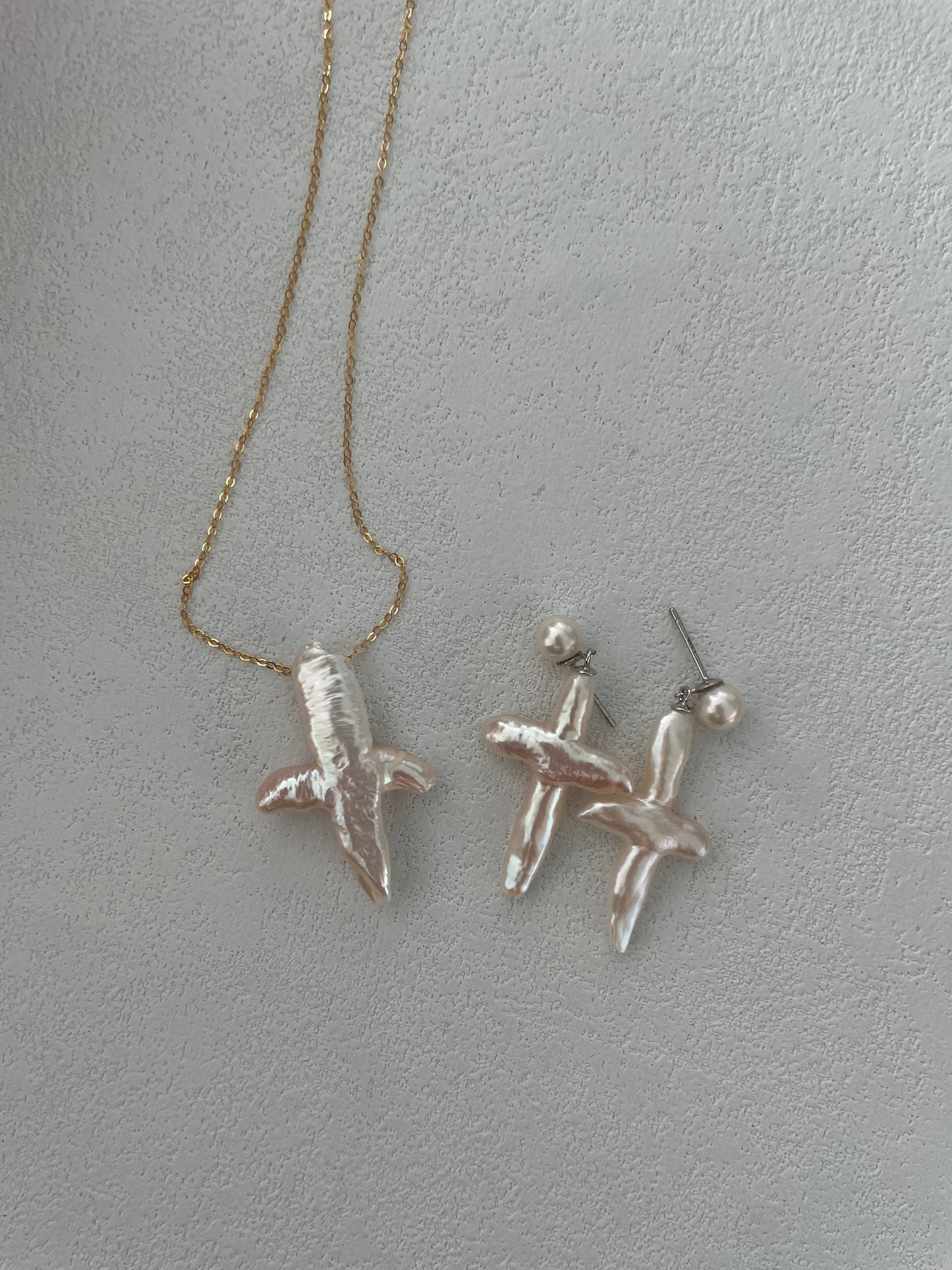 十字架珍珠耳环